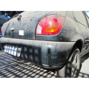 ford fiesta berlina del año 1997