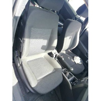 opel astra h berlina del año 2004