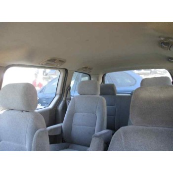 kia carnival del año 2001