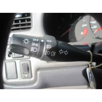 nissan primera berlina (p11) del año 2000