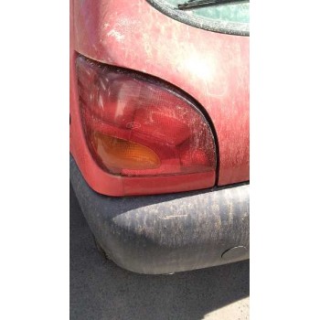 ford fiesta berlina del año 1998