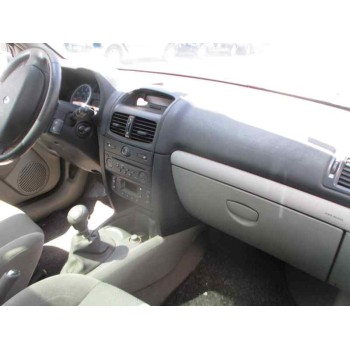 renault clio ii fase ii (b/cb0) del año 2004