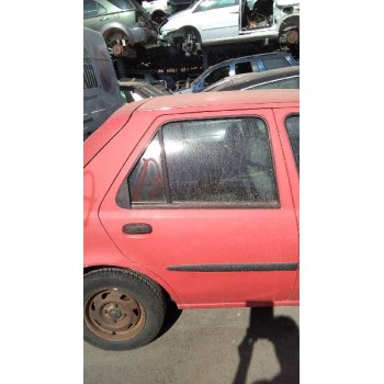 ford fiesta berlina del año 1998