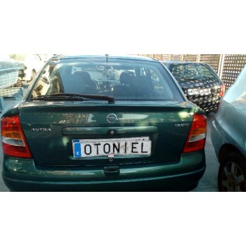 opel astra g berlina del año 2003