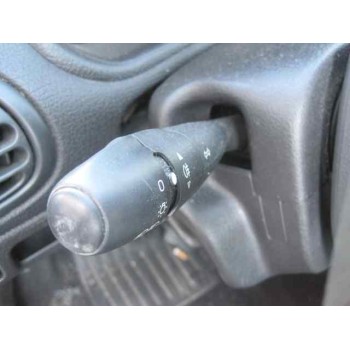 peugeot 206 berlina del año 2004