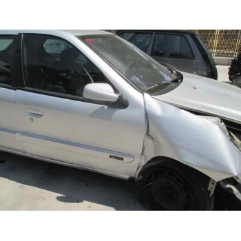 citroën xsara berlina del año 2002