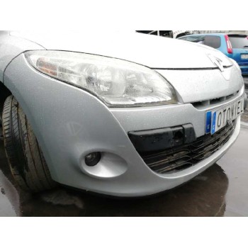 renault megane iii berlina 5 p del año 2010