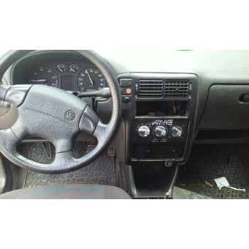 volkswagen polo berlina (6n1) del año 1999