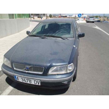 volvo s40 berlina del año 1999