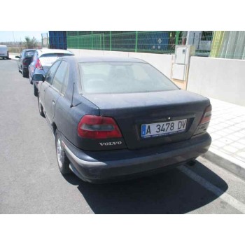 volvo s40 berlina del año 1999