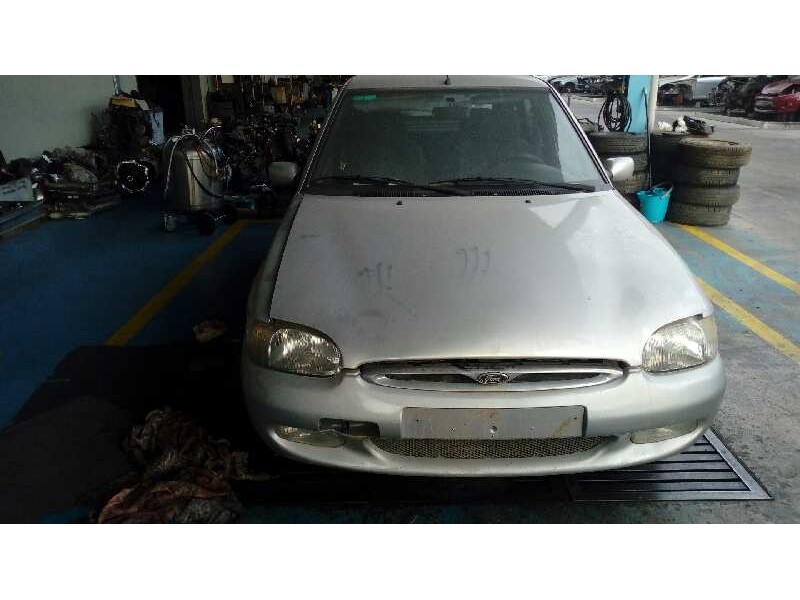 ford escort berlina/turnier del año 1997