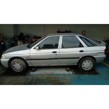 ford escort berlina/turnier del año 1997