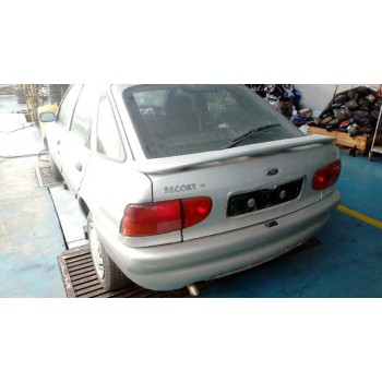 ford escort berlina/turnier del año 1997