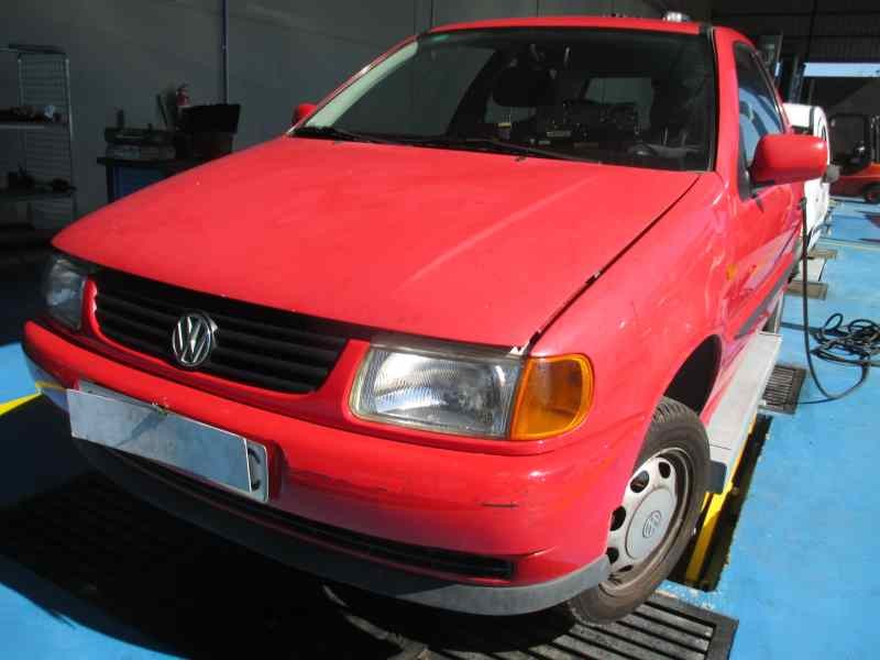 volkswagen polo berlina (6n1) del año 1996