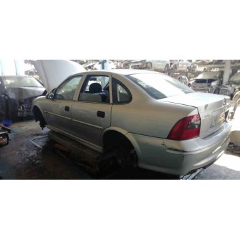 opel vectra b berlina del año 2001