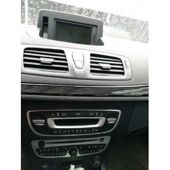 renault megane iii berlina 5 p del año 2010