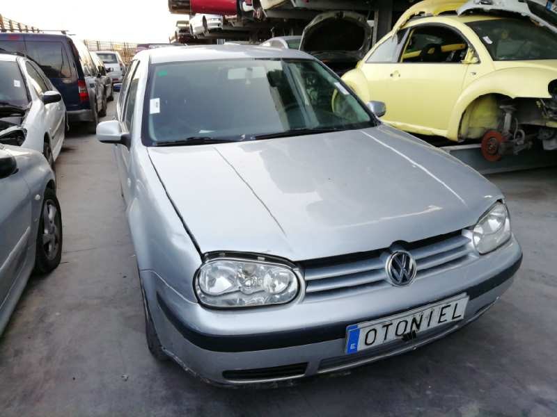 VOLKSWAGEN GOLF IV BERLINA (1J1)