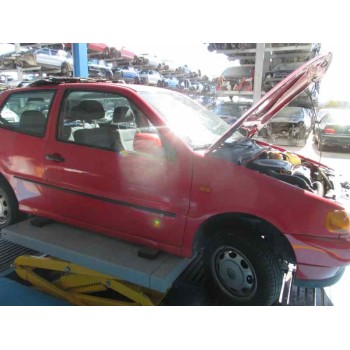 volkswagen polo berlina (6n1) del año 1996