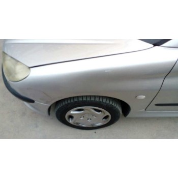 peugeot 206 berlina del año 2002