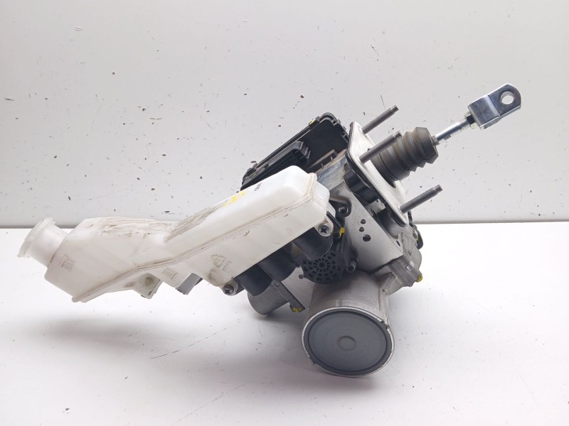 Recambio de abs para hyundai tucson 1.6 hybrid 4x4 referencia OEM IAM 58500CZ100 a5000222ahh 