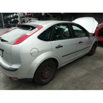 ford focus berlina (cap) del año 2004