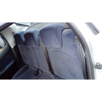 peugeot 206 berlina del año 2002