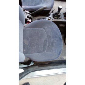 peugeot 206 berlina del año 2002