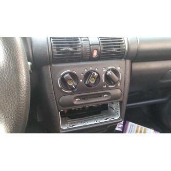 opel corsa b del año 1999