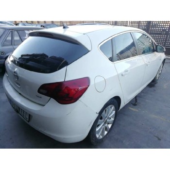 opel astra j lim. del año 2012