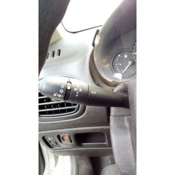 peugeot 206 berlina del año 2002