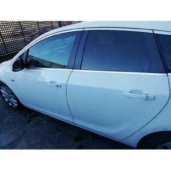 opel astra j lim. del año 2012