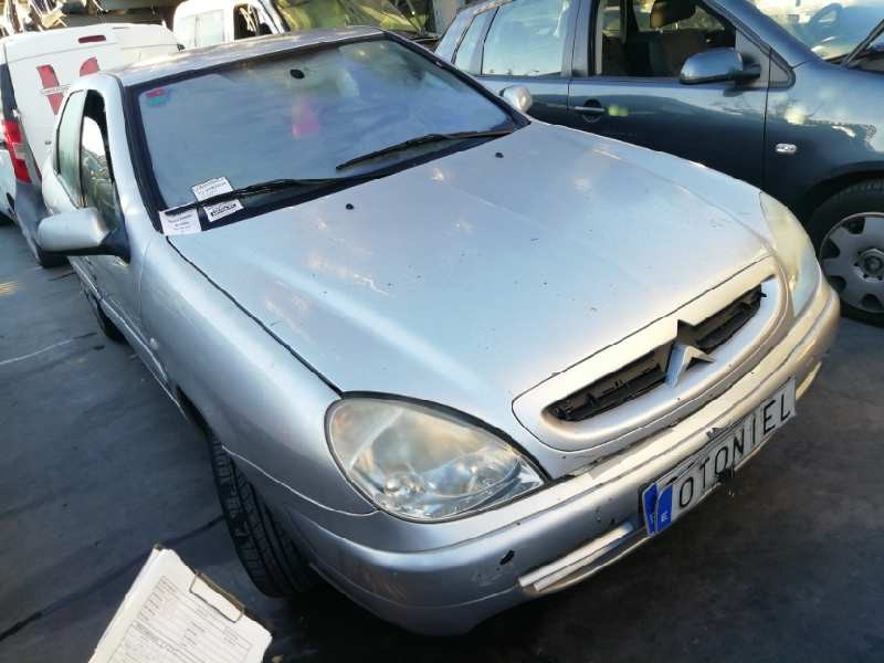 citroën xsara berlina del año 2001