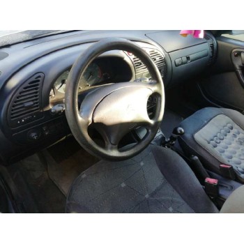 citroën xsara berlina del año 2001