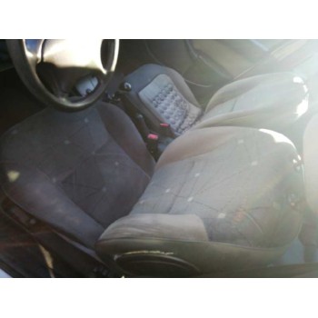 citroën xsara berlina del año 2001