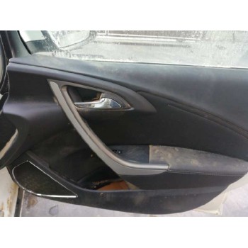 opel astra j lim. del año 2012