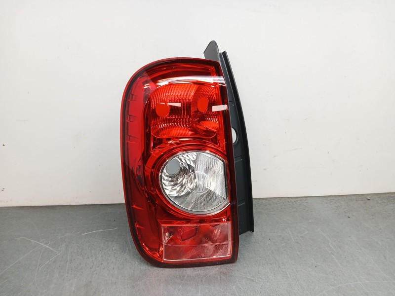 Recambio de piloto trasero izquierdo para dacia duster 1.5 dci diesel cat referencia OEM IAM 265550035r  