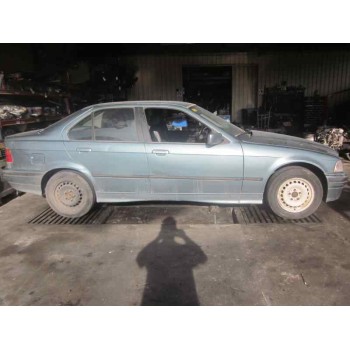 bmw serie 3 berlina (e36) del año 2002