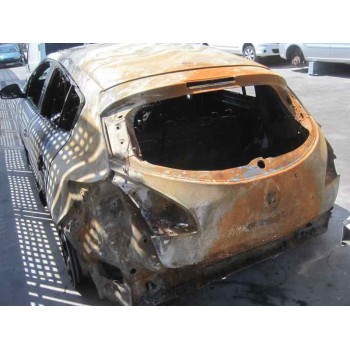 renault megane iii berlina 5 p del año 2011