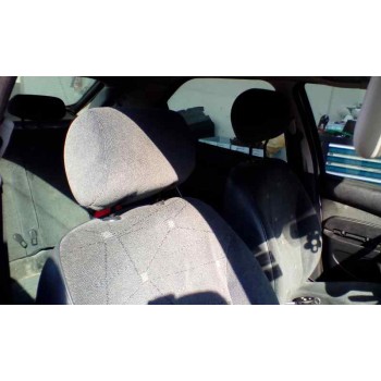 citroën xsara berlina del año 2001