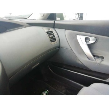 nissan primera berlina (p12) del año 2005