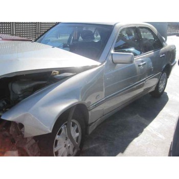 mercedes-benz clase c (w202) berlina del año 1999