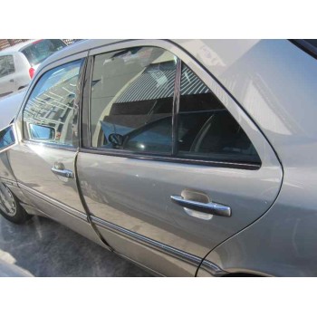 mercedes-benz clase c (w202) berlina del año 1999