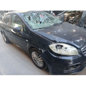 fiat linea (323_, 110_) del año 2014