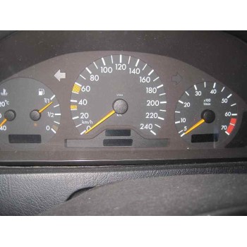 mercedes-benz clase c (w202) berlina del año 1999