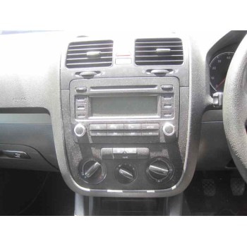 volkswagen golf v berlina (1k1) del año 2005