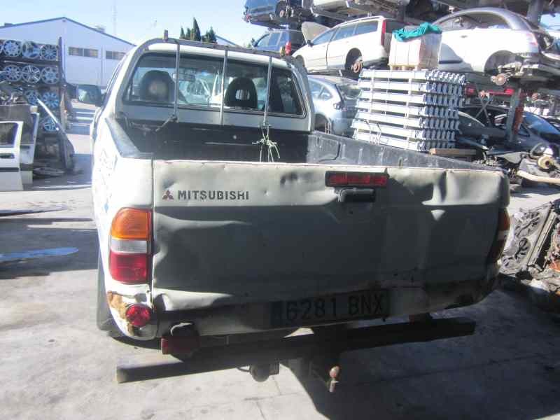 mitsubishi l 200 (k6/7) del año 2001