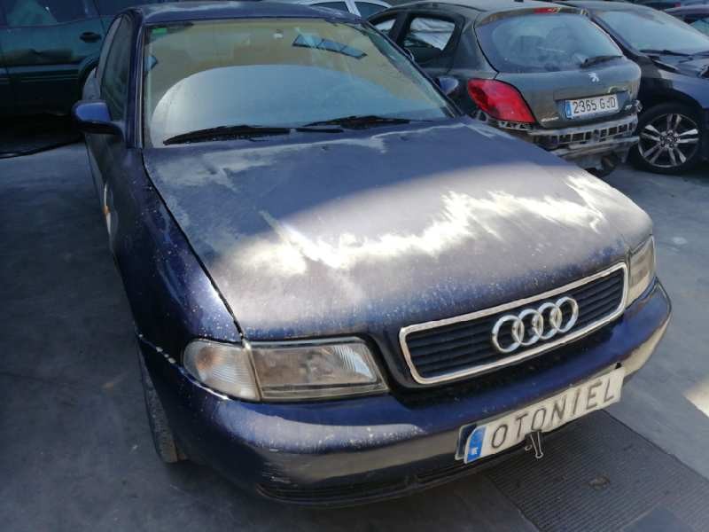 AUDI A4 BERLINA (B5)