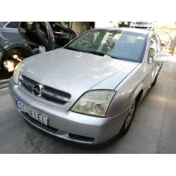 opel vectra c berlina del año 2003