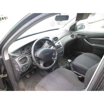 ford focus berlina (cak) del año 1999