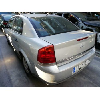 opel vectra c berlina del año 2003
